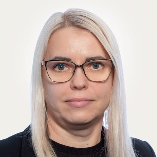 Kersti Tikkar